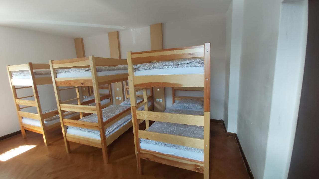 Hostel In Picerija Spajza Mojstrana Exteriér fotografie