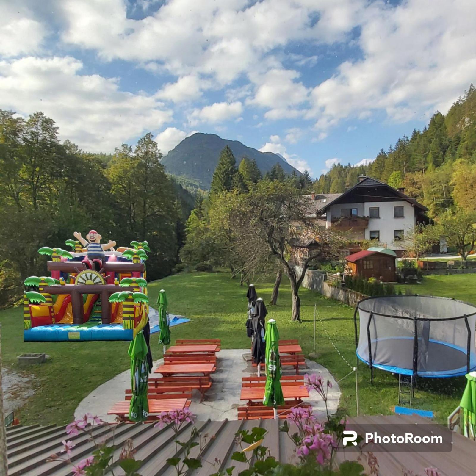 Hostel In Picerija Spajza Mojstrana Exteriér fotografie